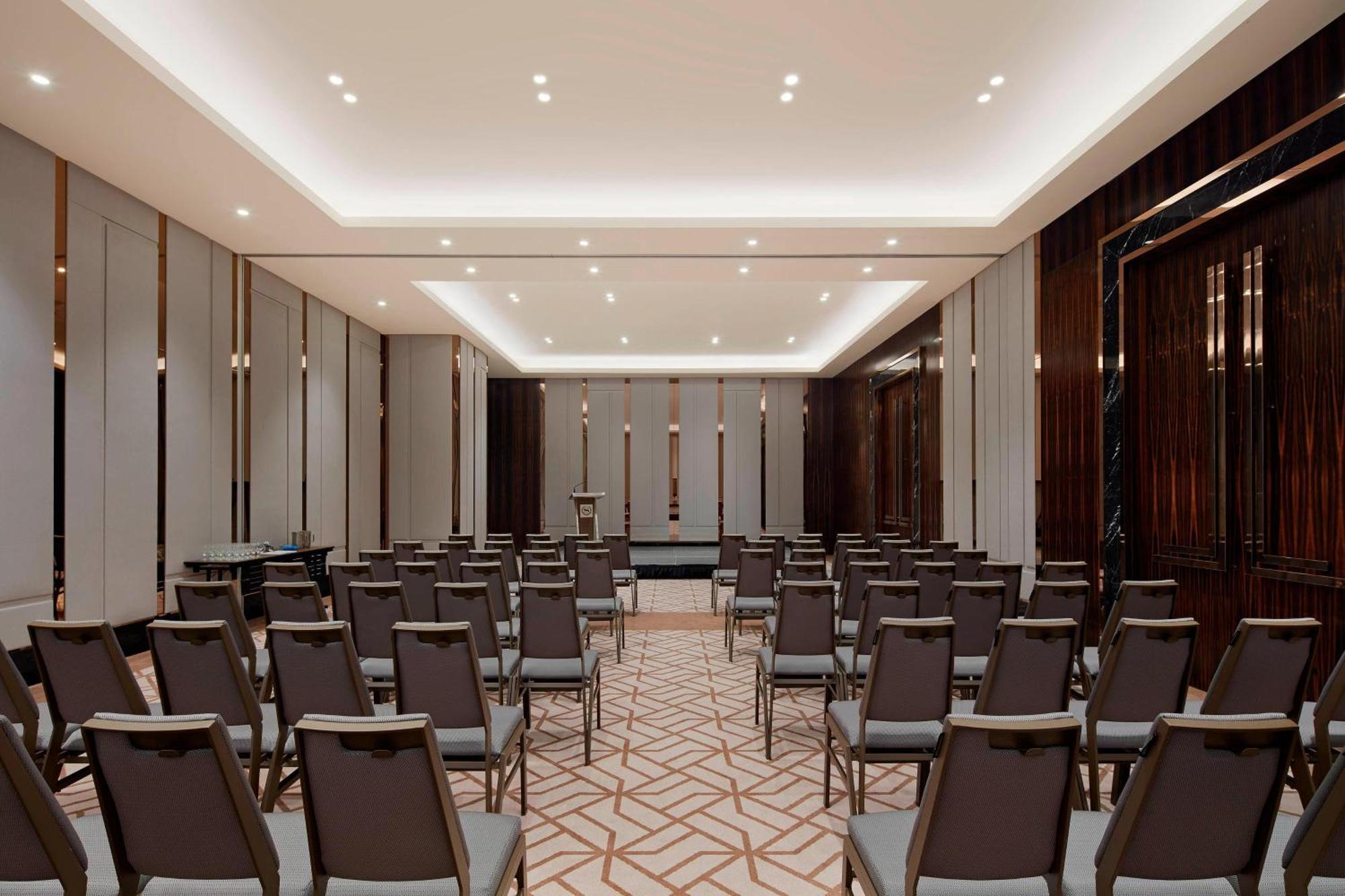 Sheraton Petaling Jaya Hotel Buitenkant foto The ballroom